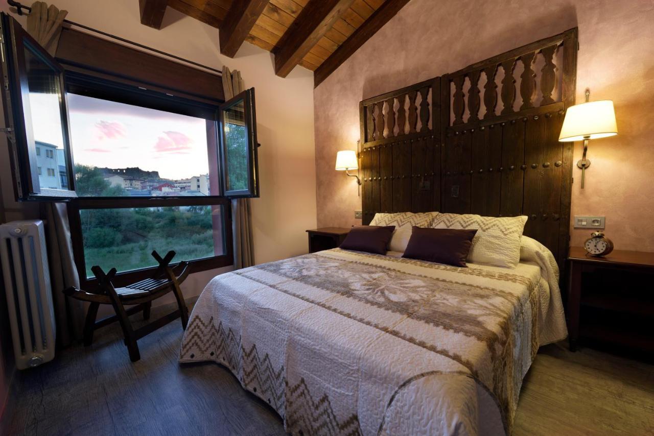 Casa Rural La Puerta Del Río Lobos San Leonardo de Yagüe Exterior foto